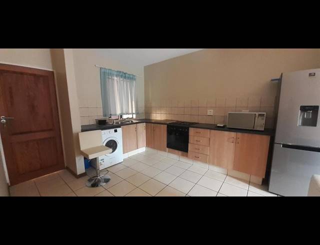 2 BEDROOM APARTMENT FOR SALE IN ELDO LAKES ESTATE